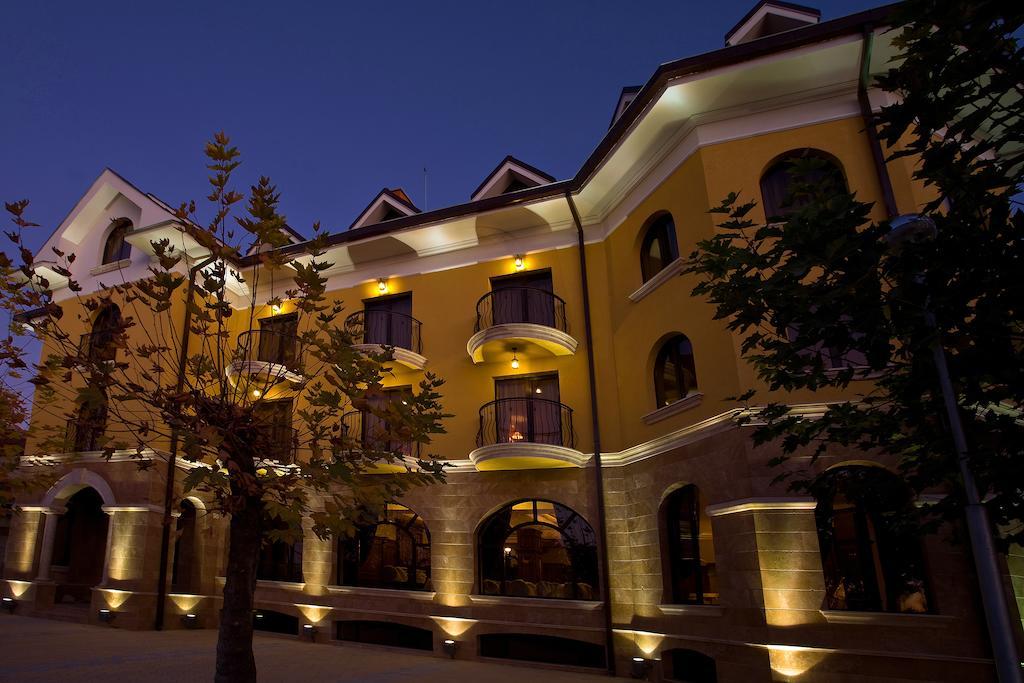 Hotel Chinar خيساريا المظهر الخارجي الصورة