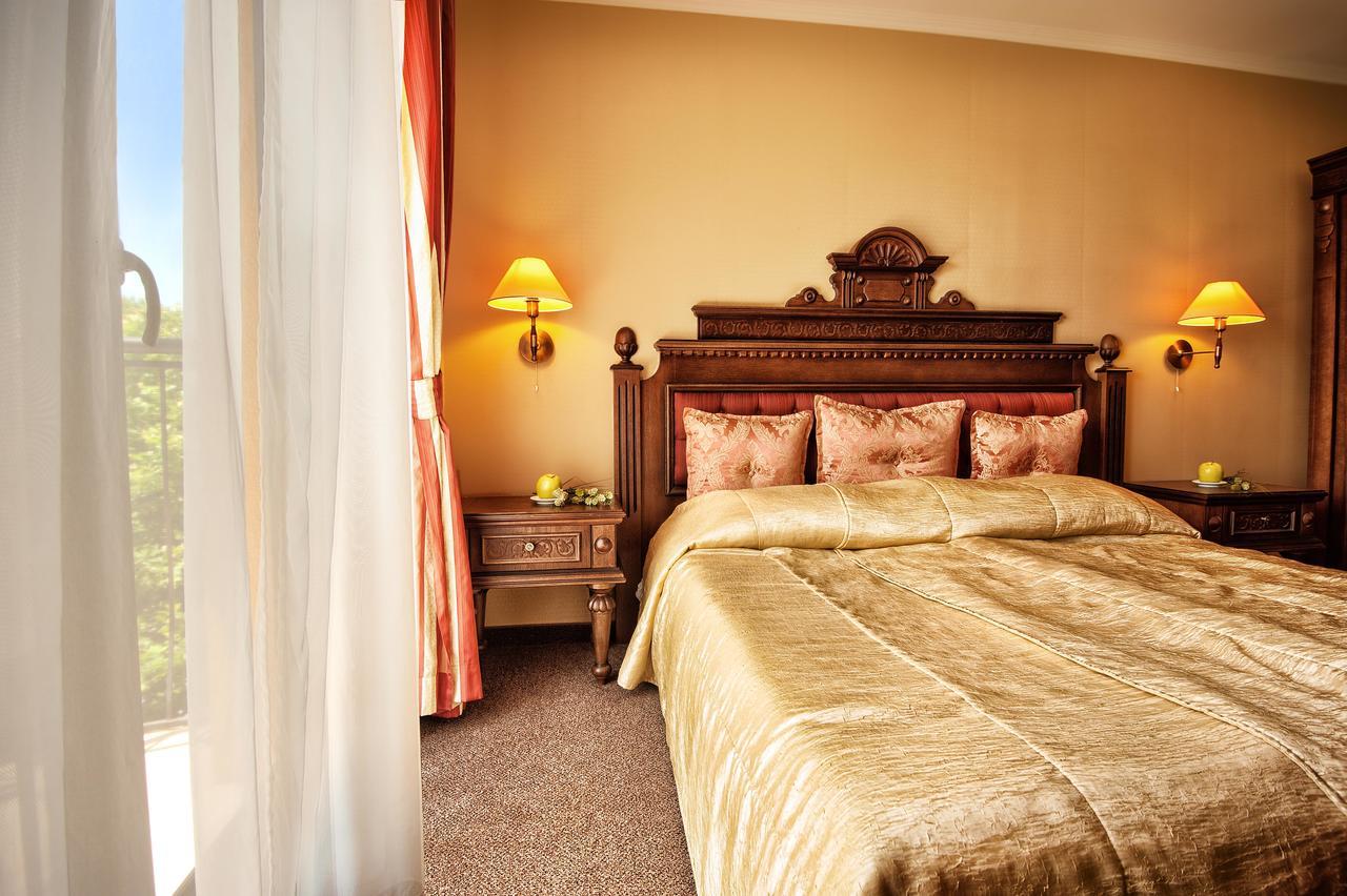 Hotel Chinar خيساريا المظهر الخارجي الصورة