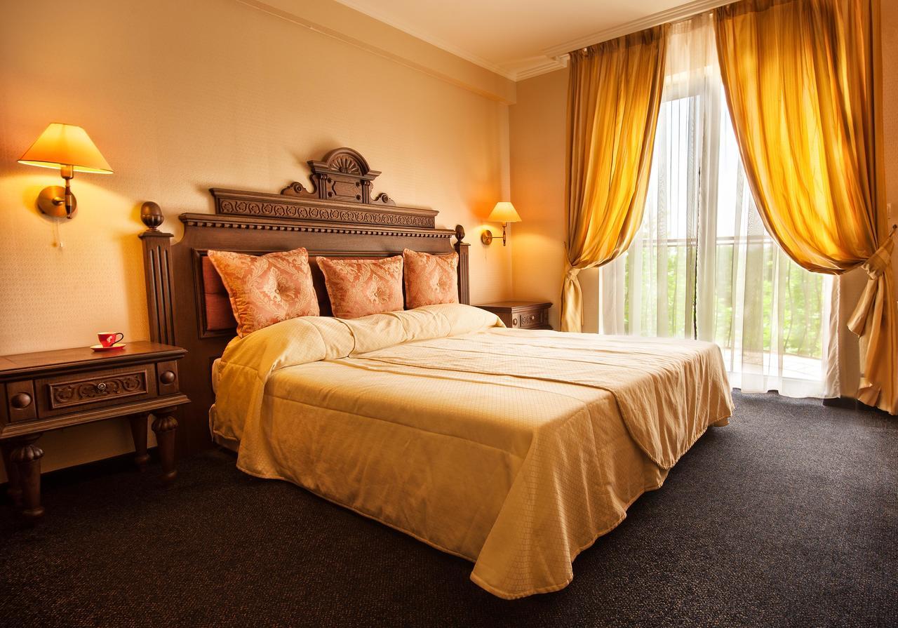 Hotel Chinar خيساريا المظهر الخارجي الصورة