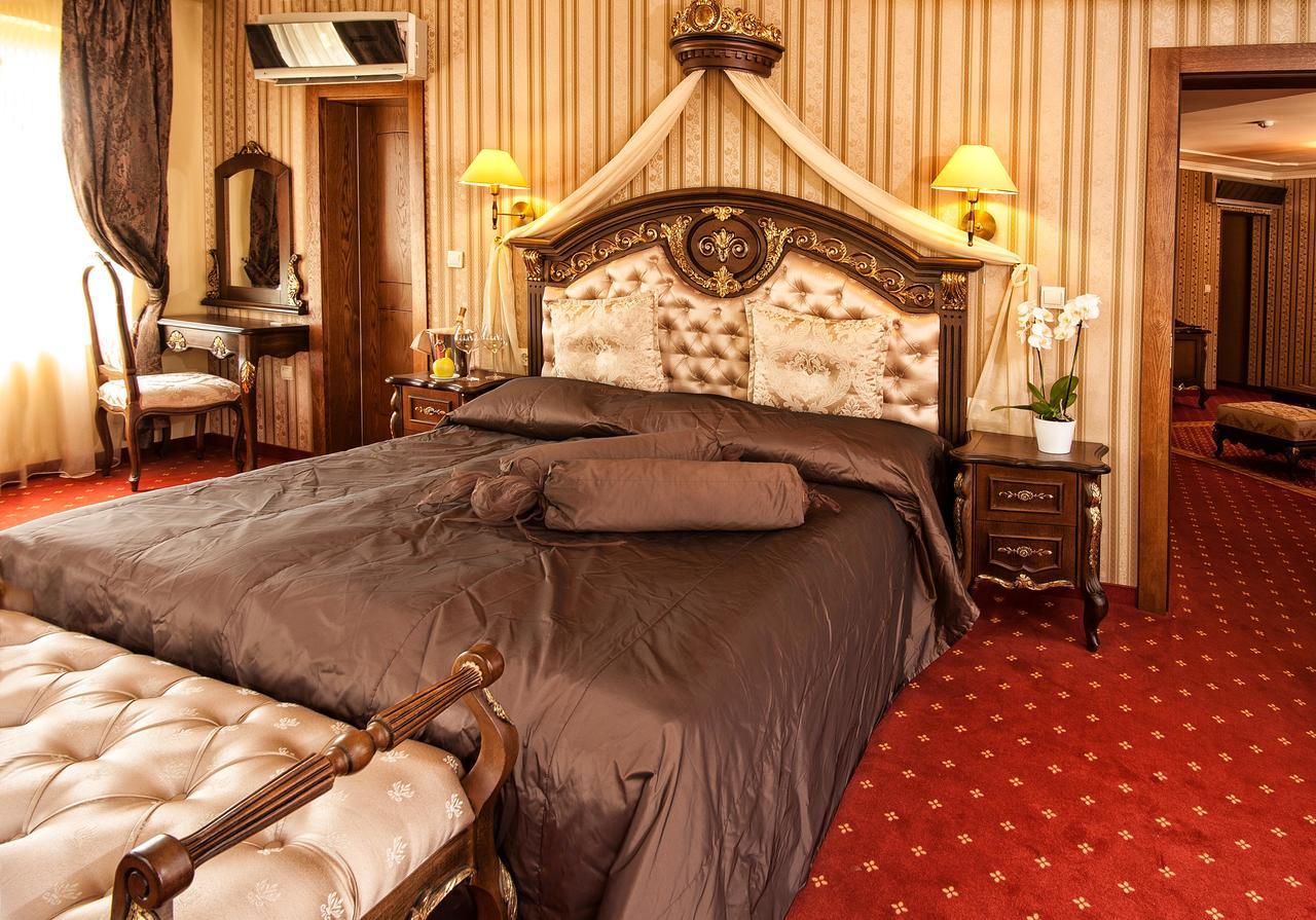Hotel Chinar خيساريا المظهر الخارجي الصورة