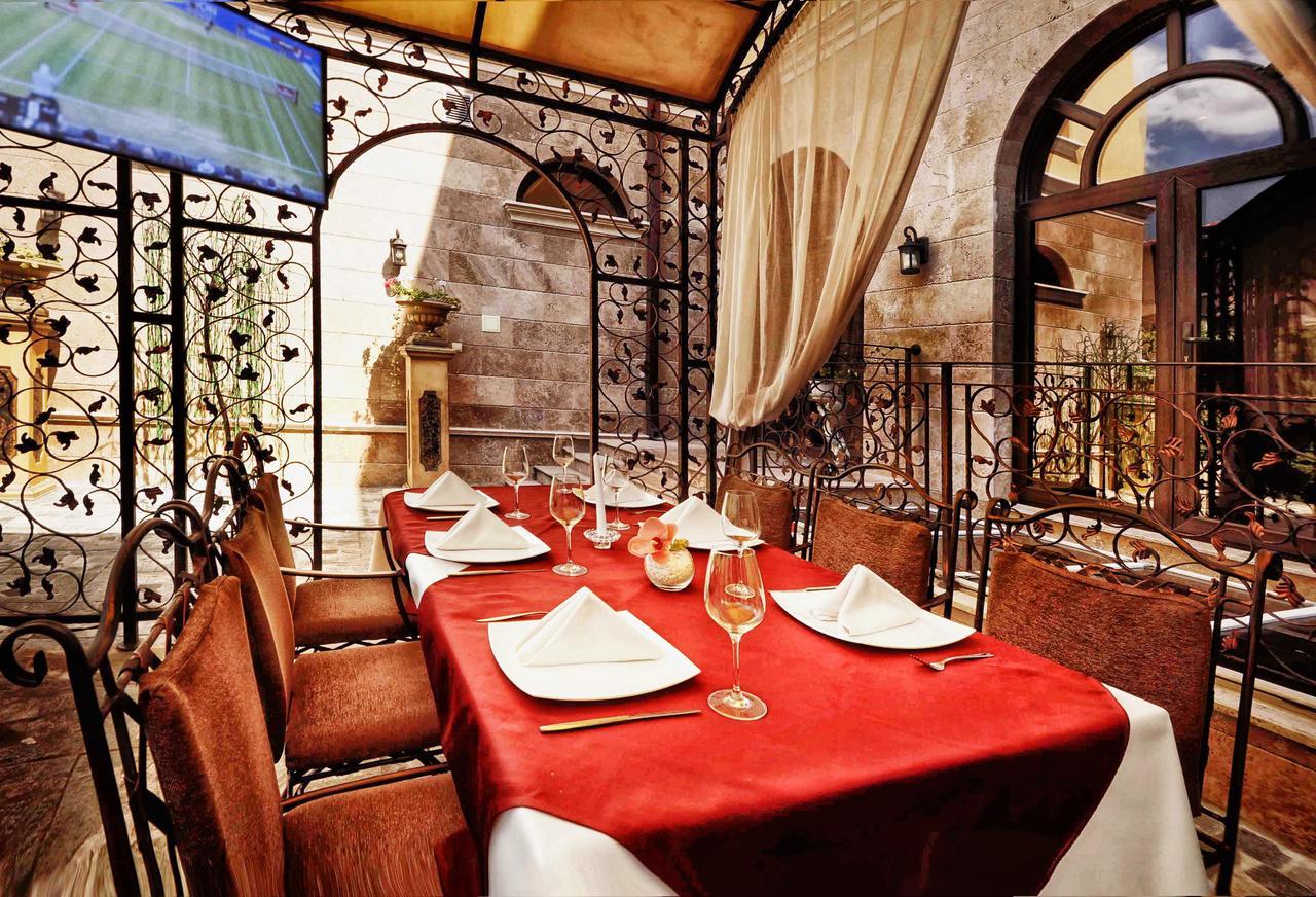 Hotel Chinar خيساريا المظهر الخارجي الصورة